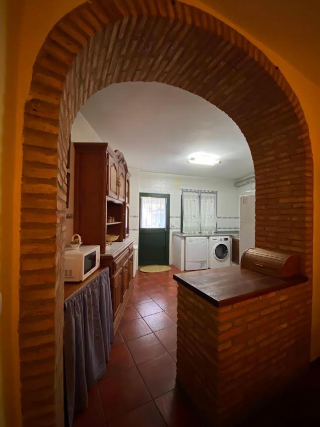 Espaciosa Y Elegante Casa Rural En Los Marines Exterior photo